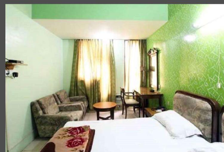 Hotel Sukant Palace Delhi  Exterior photo
